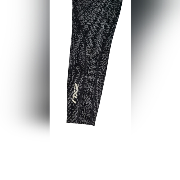 2XU Leggings - Picture 7 of 13